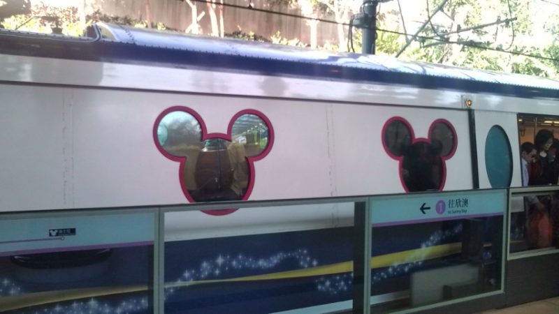 ディズニー列車